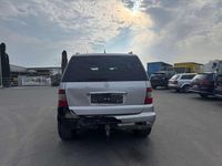 Gebraucht Mercedes ML270 Edition 163 PS (119 kW) 2004 Silber SUV