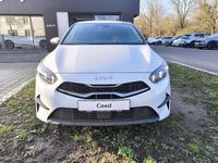 Neu Kia Ceed 101 PS (74 kW) 2026 Weiß Kleinwagen