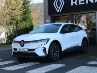 Używany Renault Megane E-Tech Evolution 160 kW (218 KM) 2022 Biały Hatchback
