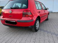 Second-hand VW Golf IV 75 CP (55 kW) 2000 Roșu Hatchback