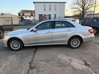 Gebraucht Mercedes E200 136 PS (100 kW) 2011 Silber Limousine