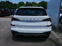 Neu Skoda Kamiq Premium Edition 150 PS (110 kW) 2025 Moonweiß perleffekt SUV