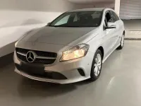 Gebraucht Mercedes A180 122 PS (89 kW) 2016 Silber Kleinwagen
