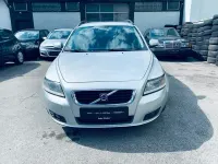 Gebraucht Volvo V50 Kinetic 109 PS (80 kW) 2007 Silber Kombi