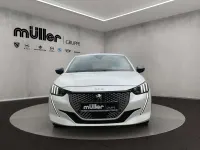 Gebraucht Peugeot e-208 GT 100 kW (136 PS) 2022 Perlmuttweiß Kleinwagen
