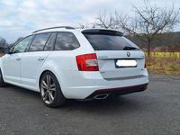 Gebraucht Skoda Octavia RS 184 PS (135 kW) 2016 Weiß Kleinwagen