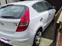 Gebraucht Hyundai i30 Edition 109 PS (80 kW) 2009 Weiß Limousine