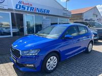 Neu Skoda Fabia Essence 116 PS (85 kW) 2025 Blau Limousine