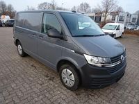 Gebraucht VW Transporter 110 PS (80 kW) 2024 Grau Van