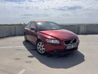 Gebraucht Volvo S40 136 PS (100 kW) 2008 Rot Limousine