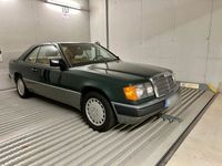 gebraucht Mercedes 230 CEim originalen Sammlerzustand