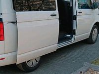 Second-hand VW Multivan 110 CP (80 kW) 2021 Alb Monovolum