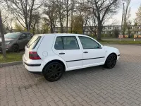 Gebraucht VW Golf IV 75 PS (55 kW) 2001 Weiß Kleinwagen