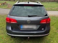 Gebraucht VW Passat 140 PS (102 kW) 2012 Grau Kombi