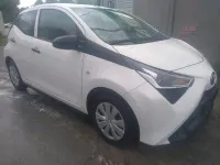 Gebraucht Toyota Aygo 72 PS (52 kW) 2019 Weiß Kleinwagen