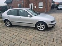 Second-hand Seat Leon 105 CP (77 kW) 2002 Gri Hatchback