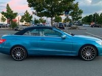 Gebraucht Mercedes E220 170 PS (125 kW) 2011 Blau Cabrio