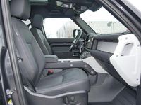 Gebraucht Land Rover Defender Dynamic 304 PS (223 kW) 2024 Grau SUV