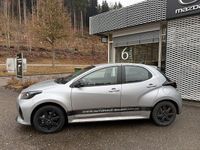 Neu Mazda 2 Exclusive-Line 116 PS (85 kW) 2025 Silber Limousine