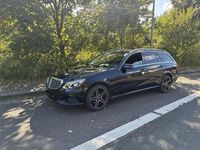 Second-hand Mercedes E200 136 CP (100 kW) 2013 Negru Break