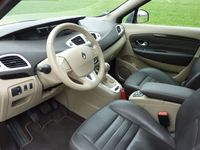 Gebraucht Renault Scénic III Luxe 178 PS (130 kW) 2010 Braun metallic Van / Kleinbus
