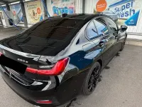 Gebraucht BMW 330e Advantage 292 PS (214 kW) 2022 Schwarz Limousine
