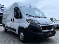 Gebraucht Peugeot Boxer Premium 140 PS (102 kW) 2022 Weiß Van