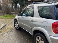 Gebraucht Toyota RAV4 150 PS (110 kW) 2000 Silber SUV