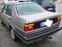 Second-hand VW Jetta 70 CP (51 kW) 1991 Auriu Berlinǎ