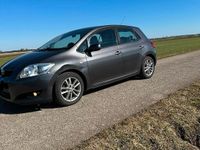 Gebraucht Toyota Auris 132 PS (97 kW) 2009 Grau Kleinwagen