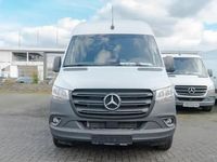 Gebraucht Mercedes Sprinter 170 PS (125 kW) 2026 Arktikweiss Van