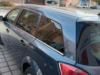 Gebraucht Opel Astra 115 PS (84 kW) 2010 Blau Kombi