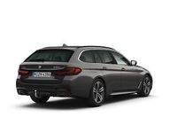 Gebraucht BMW 530 M Sport 286 PS (210 kW) 2021 Sophistograu brillanteffekt me Kombi