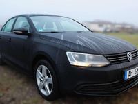 Gebraucht VW Jetta Comfortline 105 PS (77 kW) 2011 Deep black perleffekt Limousine