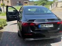 Usado Mercedes E200 204 CV (150 kW) 2024 Negro Berlina