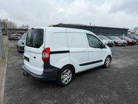 Gebraucht Ford Transit Trend 75 PS (55 kW) 2018 Weiß Van / Kleinbus