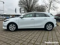 Gebraucht Kia Ceed Vision 101 PS (74 kW) 2024 Carraraweiss Kleinwagen