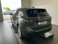 Neu VW Tiguan Life 150 PS (110 kW) 2026 Cipressinogrün metallic SUV