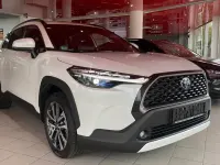 Gebraucht Toyota Corolla Cross Team 152 PS (111 kW) 2025 Platinum white pearl mc. SUV