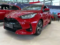 Neu Toyota Yaris 116 PS (85 kW) 2026 Rot Kleinwagen