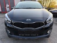 Gebraucht Kia Ceed Platinum 135 PS (99 kW) 2015 Schwarz Kleinwagen