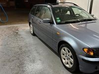 Gebraucht BMW 318 116 PS (85 kW) 2005 Blau Kombi