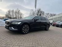 Gebraucht Volvo V60 Plus 455 PS (334 kW) 2022 Onyx black / metallic Kombi
