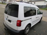Gebraucht VW Caddy Comfortline 102 PS (75 kW) 2017 Weiß Van / Kleinbus