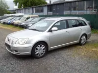 Gebraucht Toyota Avensis Sol 129 PS (94 kW) 2005 Silber Kombi
