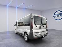 Gebraucht Renault Trafic Privilege 135 PS (99 kW) 2004 Silber Van / Kleinbus