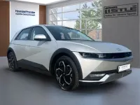 Gebraucht Hyundai Ioniq Basis 125 kW (170 PS) 2022 Gold Kleinwagen