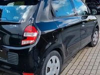 Second-hand Renault Twingo 70 CP (51 kW) 2016 Negru Hatchback