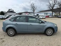 Używany Ford Focus Titanium 116 KM (85 kW) 2008 Beżowy Sedan/Limuzyna