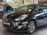 Gebraucht Hyundai i20 Space Plus 125 PS (91 kW) 2019 Schwarz Kleinwagen
